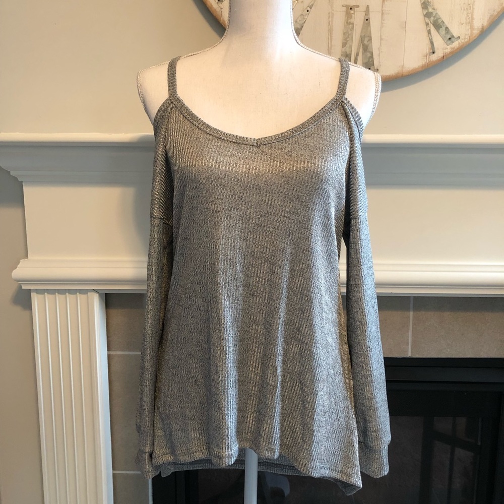 Li Yan Shoulderless Longsleeve Shirt